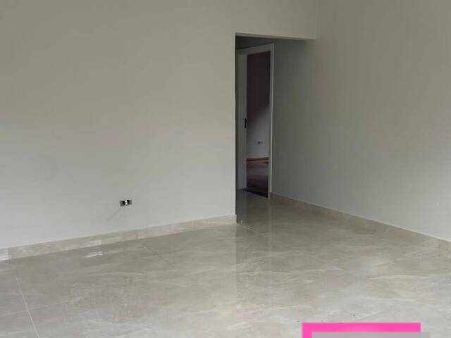 Casa para Venda em Poços de Caldas - 5